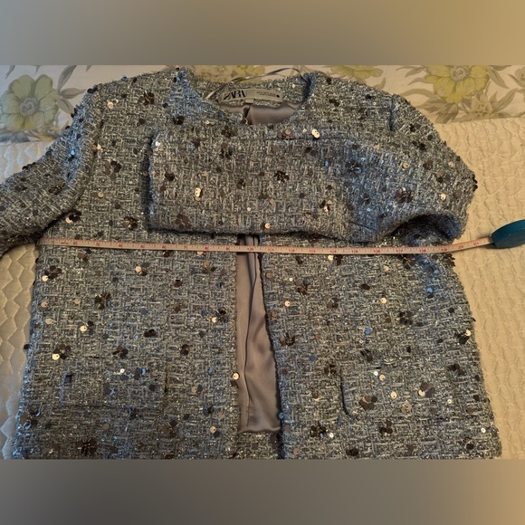 Zara Silver Sequin Cropped Blazer - Picture 7 of 7